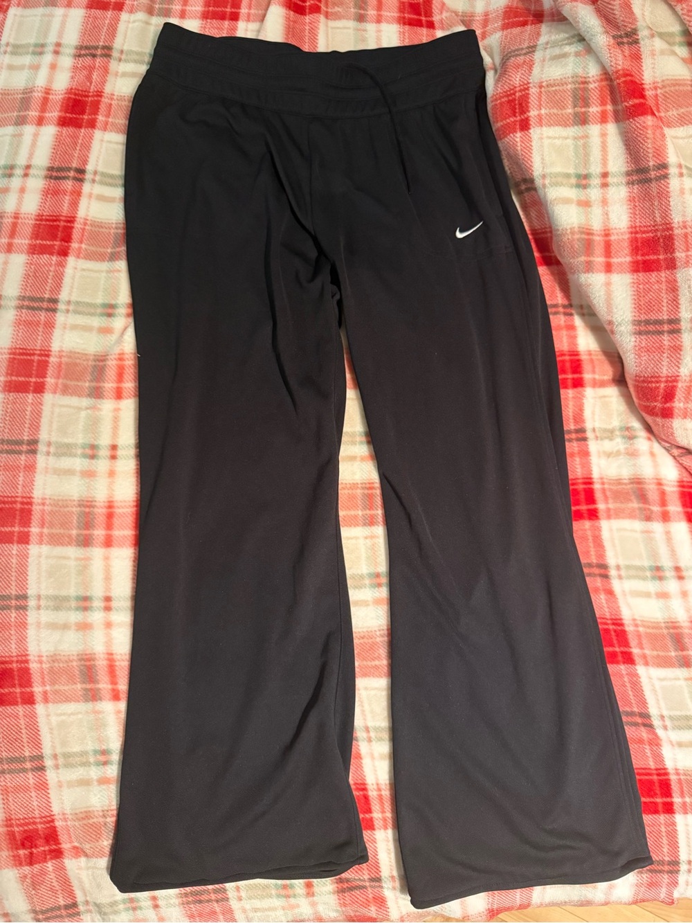 Nike men's ' Black Athletic Track Pants